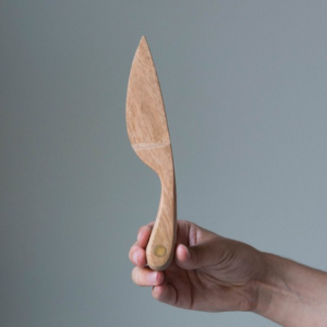 Wooden-cheese-knife-cheeselinks-australia-cheese-gift